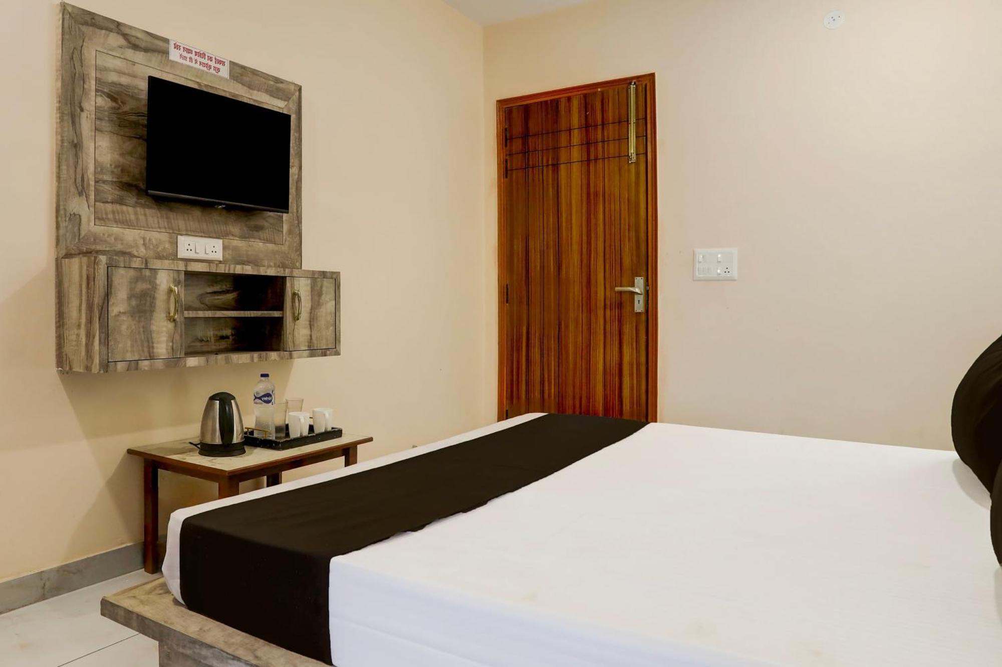 Hotel O Rana Hotel & Restaurant Mirát Kültér fotó