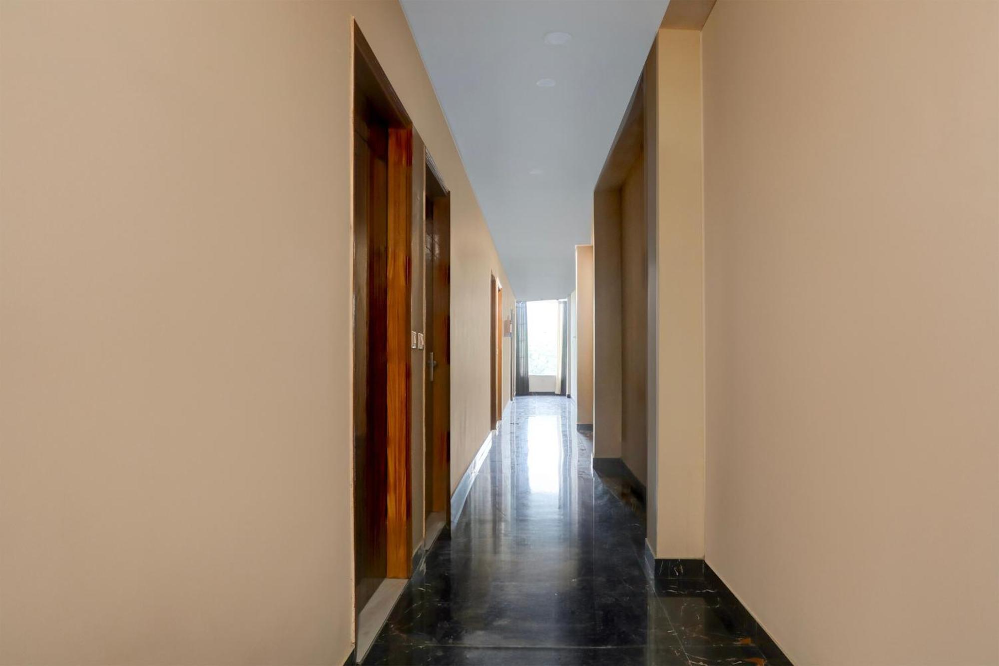 Hotel O Rana Hotel & Restaurant Mirát Kültér fotó